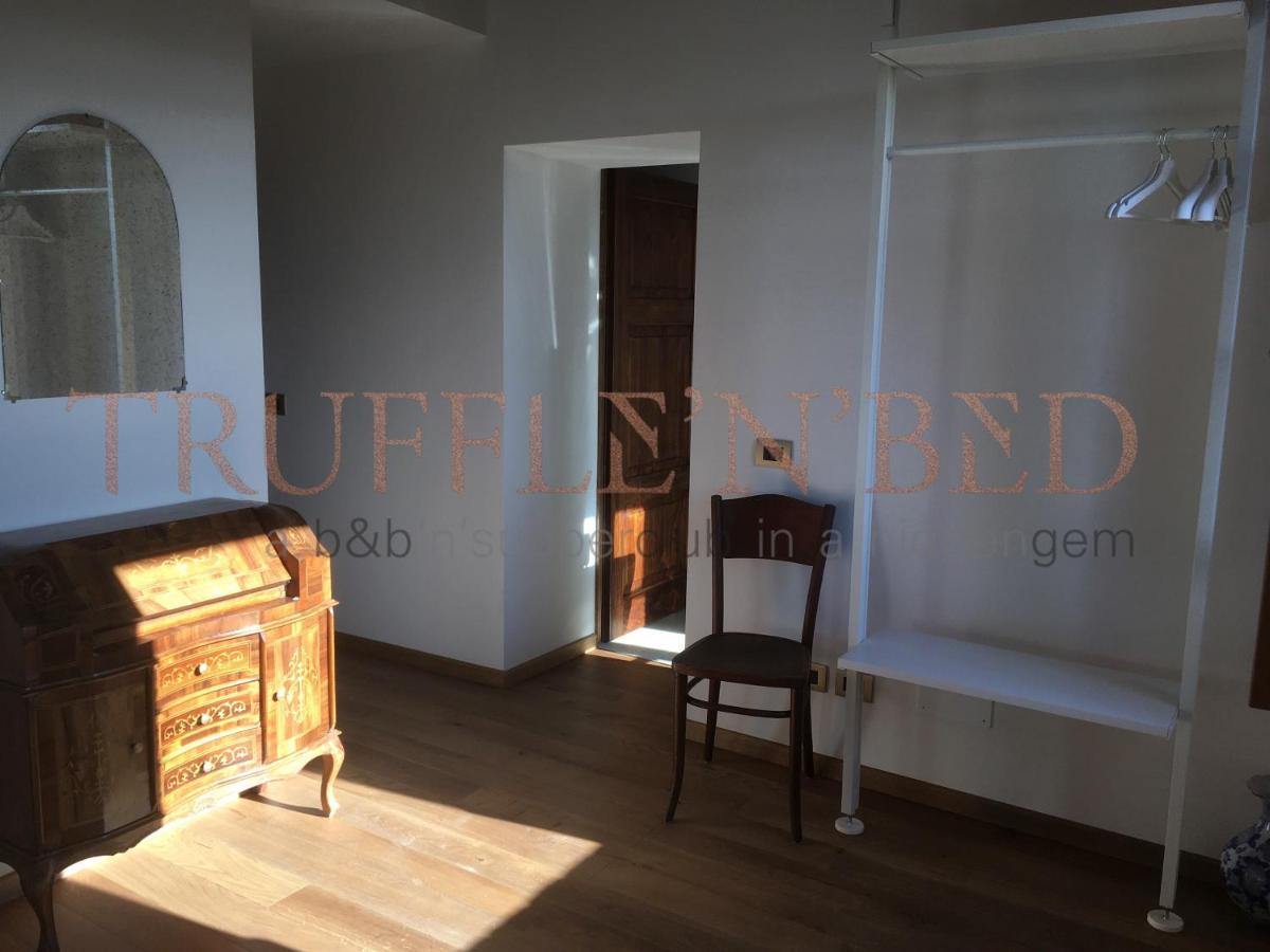 Truffle'N'Bed Bed and Breakfast San Giovanni dʼAsso Exteriör bild